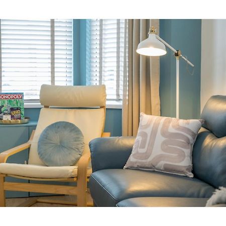 Central Belfast Apartments Chic Luxe R&R Экстерьер фото